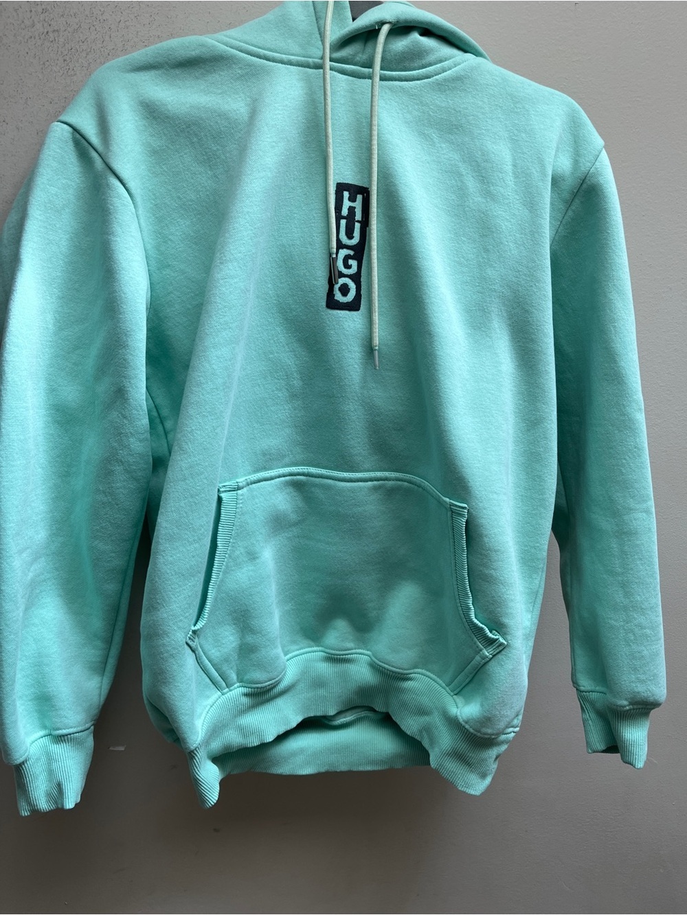 HUGO Boss Mint Green Vertical Logo Pullover Hoodie Men's Size L Kangaroo Pocket